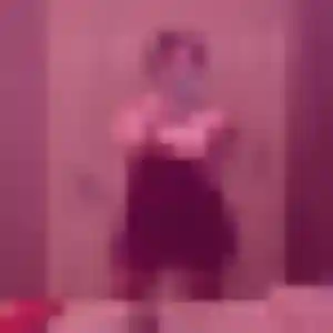 Noëlla, 19 ans, disponible à Plumelin pour une rencontre coquine
