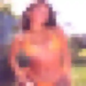 Rencontre Pénélope, 23 ans à Podensac en privé