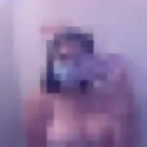 Delphine, 32 ans, cherche un rencontre adulte à Pointe-Noire