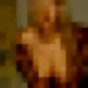 Charmante Afi, 28 ans à Poncin - voir sa photo