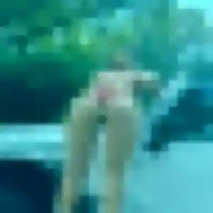 Rencontre Lina, 21 ans à Portet-sur-Garonne gratuitement
