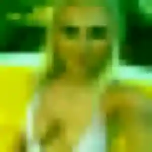 Soraya, 25 ans, connectée à Prat pour un rencontre adulte