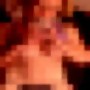 Jolie Esther, 21 ans à Preures - voir sa photo