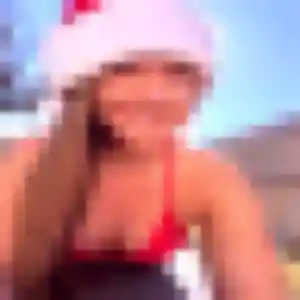 Funke, 32 ans, connectée à Proissans pour une rencontre coquine