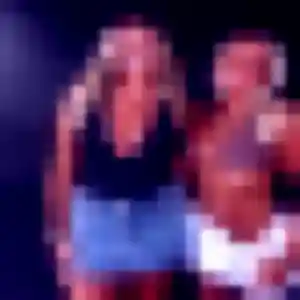 Faustine (21 ans) à Puceul propose une rencontre aujourd'hui