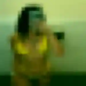Sexy Nadia, 20 ans à Pugnac - voir sa photo