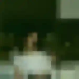 Téning (32 ans) à Pusey attend un rencontre adulte maintenant