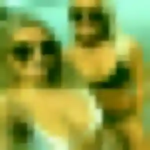 Rejoins Seynabou, 20 ans à Puyloubier gratuitement