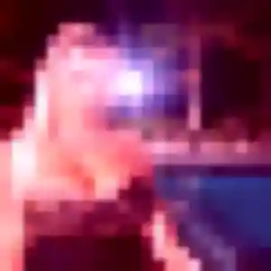 Prisca, femme de 24 ans propose rencontre adulte à Querrien