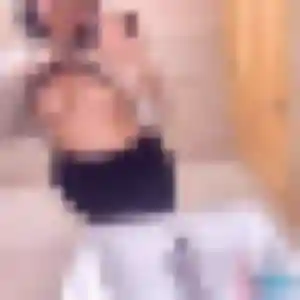 Adunni, 25 ans, en ligne à Rachecourt-sur-Marne pour un rencontre adulte