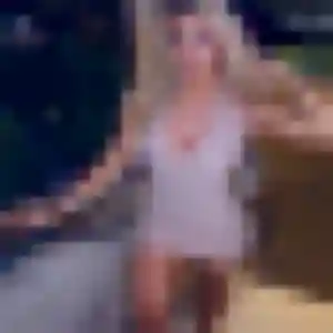 Astan, 24 ans, connectée à Ramonchamp pour un rencontre adulte