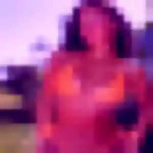 Salomé, 27 ans, en ligne à Requeil pour un rencontre adulte
