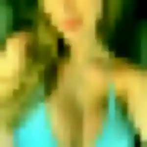 Faustine, 28 ans, en ligne à Revel pour un rencontre adulte