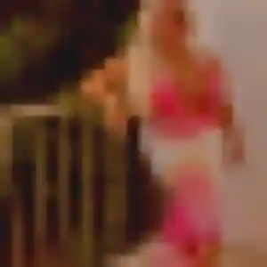 Akinyi, 23 ans, disponible à Rexpoëde pour une rencontre coquine
