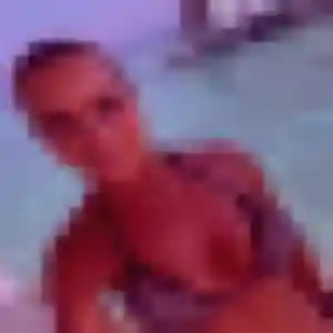 Rejoins Chiamaka, 30 ans à Riespach en privé