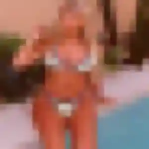 Photo perso de Favour, 20 ans à Rions - rencontre sans lendemain