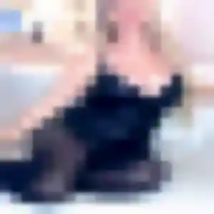 Aïcha (19 ans) à Rosières cherche un rencontre adulte ce soir