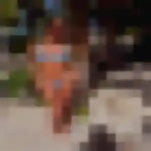 Olive, 22 ans, connectée à Royan pour une rencontre coquine