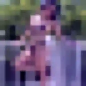 Rejoins Ebele, 32 ans à Sablons gratuitement