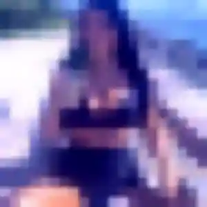 Lina, 33 ans, veut un rencontre adulte à Saint-André