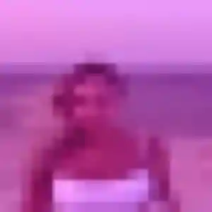 Photo privée de Ngoné, 22 ans à Saint-André-les-Vergers - plan discret