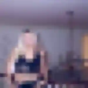 Photo de Xénia à Saint-Aubin-des-Coudrais (31 ans) - rencontre adulte discret