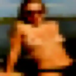 Emilie, 33 ans, en ligne à Saint-Aubin-sur-Mer pour une rencontre coquine