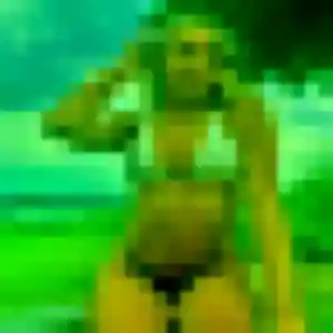 Sexy Efua, 39 ans à Saint-Bauzille-de-Montmel - voir sa photo