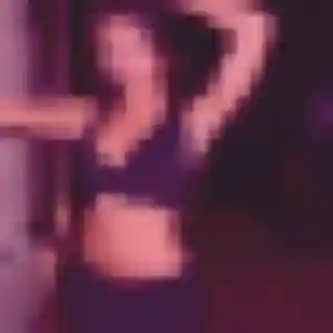 Aurore, 28 ans, en ligne à Saint-Clet pour un rencontre adulte