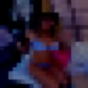 Photo sexy de Valentine, 37 ans à Saint-Cyr-de-Favières - plan discret