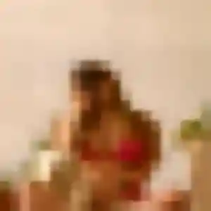Mériem (30 ans) à Saint-Éliph attend un rencontre adulte rapidement