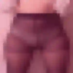 Fama, femme de 19 ans cherche rencontre adulte à Saint-Erblon