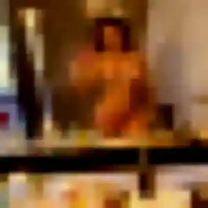 Rencontre Ngozi, 21 ans à Saint-Gervais-sur-Roubion en privé