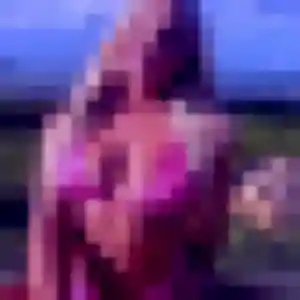 Photo de Fama à Saint-Hilaire-la-Palud (22 ans) - rencontre adulte gratuit