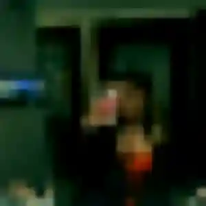 Téning, 29 ans, en ligne à Saint-Hippolyte pour une rencontre coquine