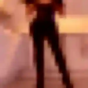 Gnilane, fille de 24 ans cherche rencontre adulte à Saint-Jean-de-Galaure