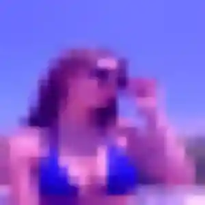 Grace, 33 ans, en ligne à Saint-Jean-de-la-Neuville pour une rencontre coquine