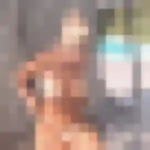 Charmante Tessa, 21 ans à Saint-Jean-Saint-Maurice-sur-Loire - voir sa photo