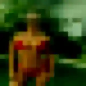 Dieynaba, 30 ans, connectée à Saint-Laurent-d'Olt pour un rencontre adulte