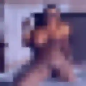 Profil de Léonie à Saint-Laurent-de-Cognac (22 ans) - rencontre adulte anonyme