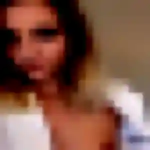 Photo privée de Axelle, 31 ans à Saint-Laurent-en-Grandvaux - plan discret