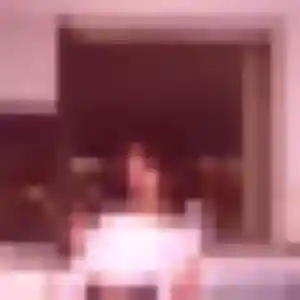 Rejoins Esi, 20 ans à Saint-Léger-de-Montbrun en privé