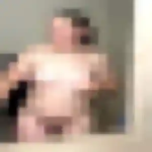 Stacy, 43 ans, dispo pour rencontre adulte à Saint-Lormel