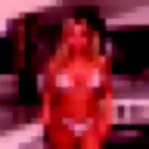 Sexy Régine, 34 ans à Saint-Mamet-la-Salvetat - la contacter