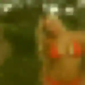 Charmante Élise, 20 ans à Saint-Marcel - la contacter