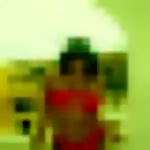 Photo exclusive de Zawadi, 19 ans à Saint-Martin-d'Auxigny - rencontre coquine