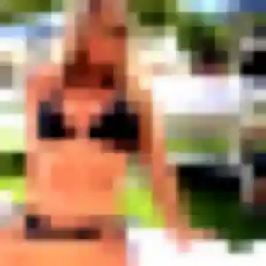 Rokia, 23 ans, en ligne à Saint-Martin-de-Saint-Maixent pour une rencontre coquine