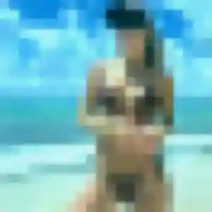 Photo de Nafi à Saint-Martin-en-Haut (29 ans) - rencontre adulte anonyme