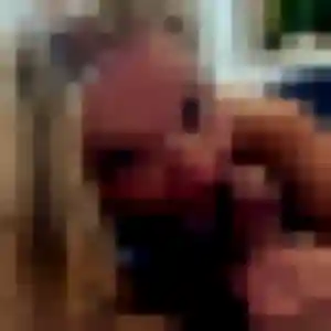 Sira, 23 ans, cherche un rencontre adulte à Saint-Martin-en-Haut