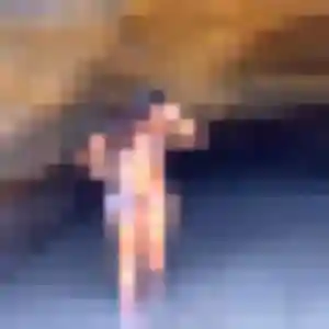 Photo privée de Oumy, 39 ans à Saint-Maurice-la-Clouère - plan discret